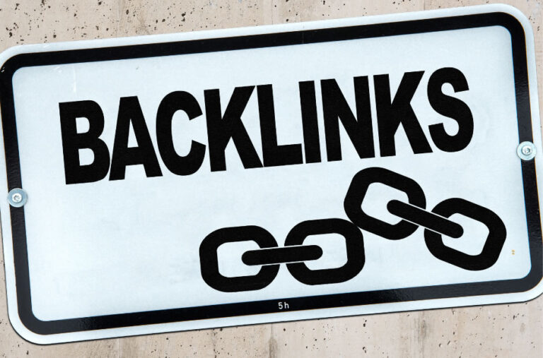 What is link building vs backlinks?